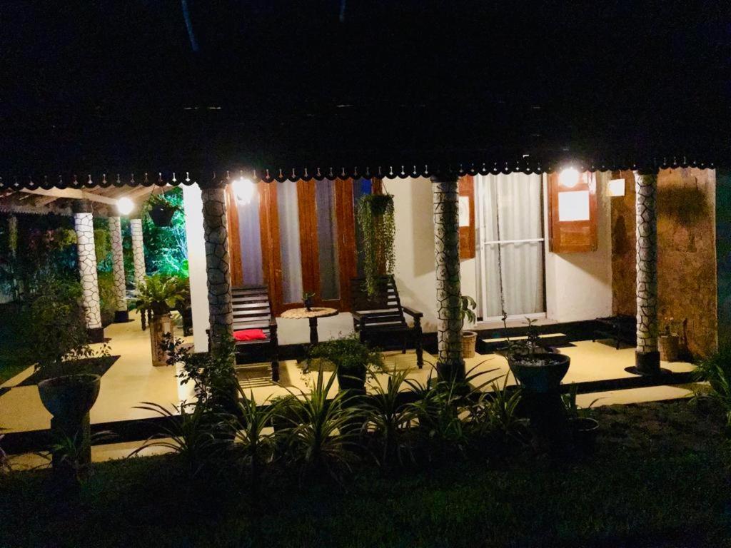 Freedom192 Hotel Weligama Luaran gambar
