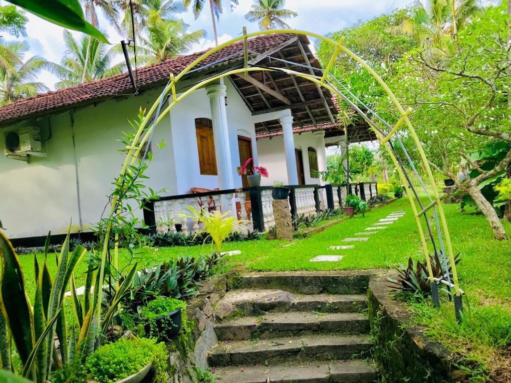 Freedom192 Hotel Weligama Luaran gambar