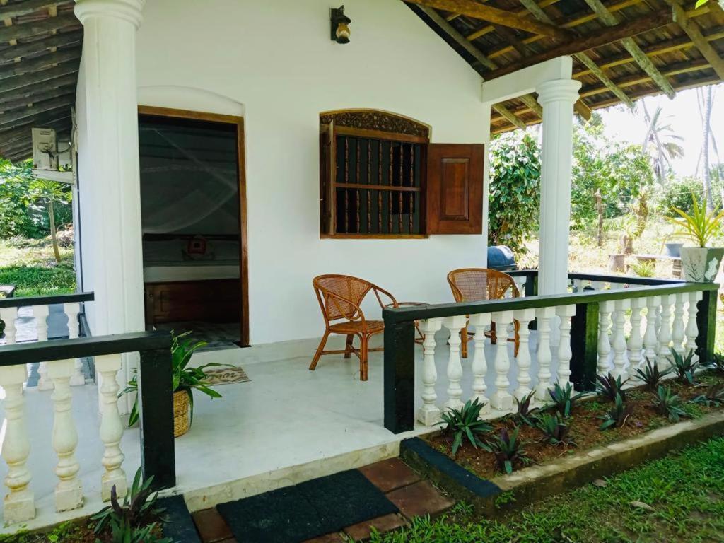 Freedom192 Hotel Weligama Luaran gambar