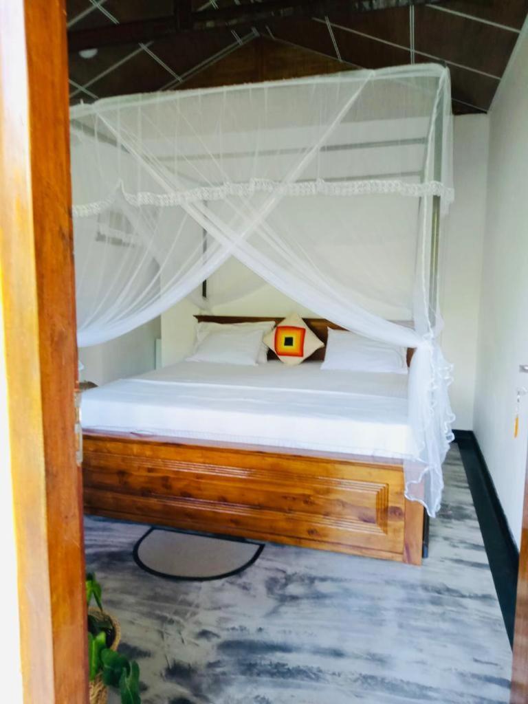 Freedom192 Hotel Weligama Luaran gambar