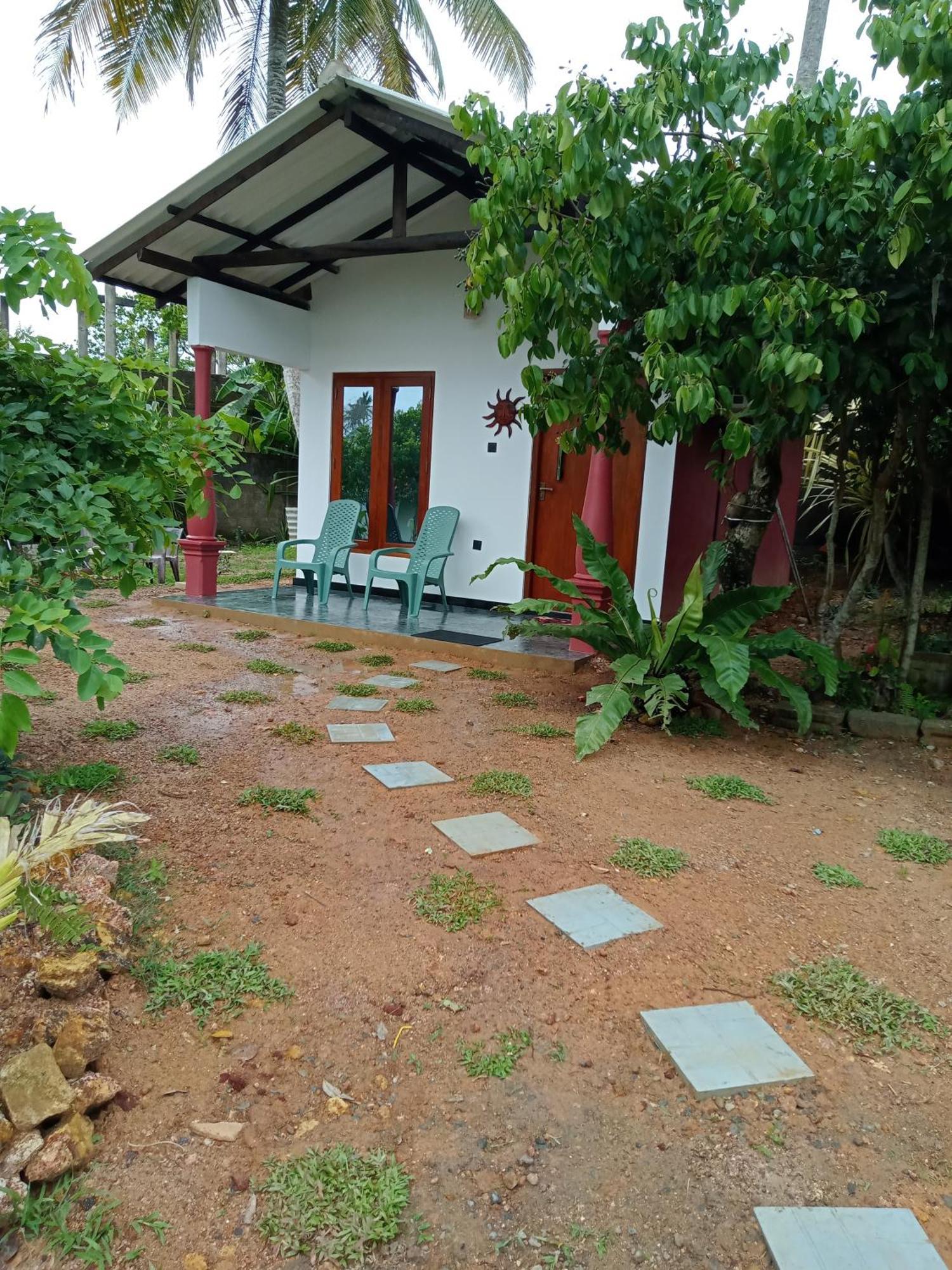 Freedom192 Hotel Weligama Luaran gambar