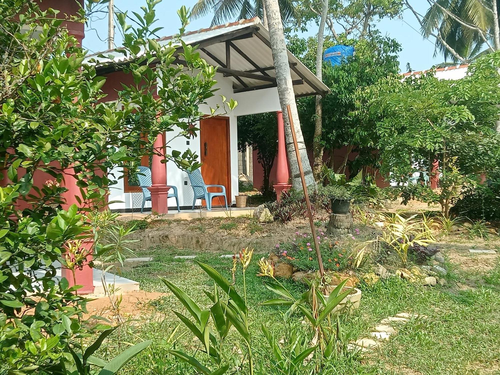 Freedom192 Hotel Weligama Luaran gambar